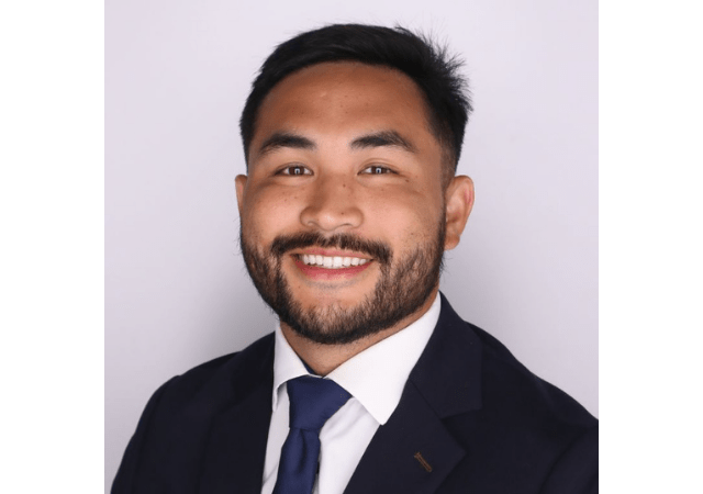 Headshot Sydney Yap